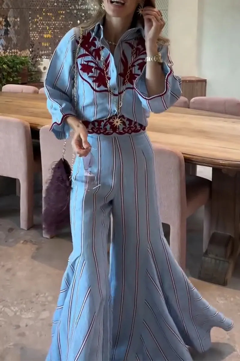 CODEVIGO - Completo blu con top stampato e pantaloni palazzo