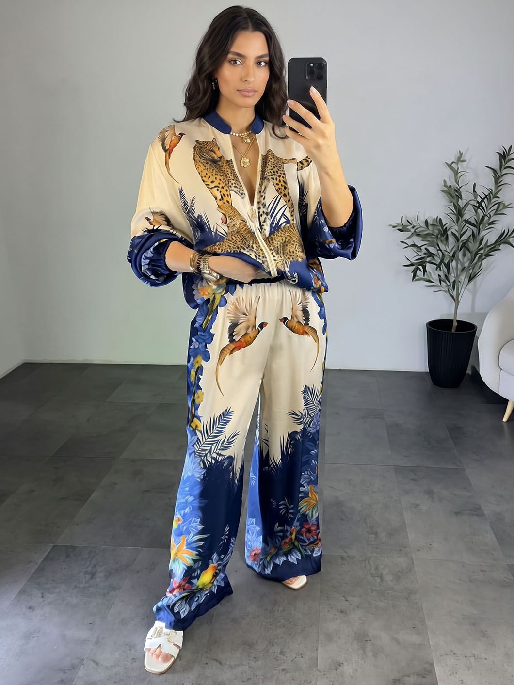TERZORIO - Completo verde jungle con camicia zip e pantaloni ampi