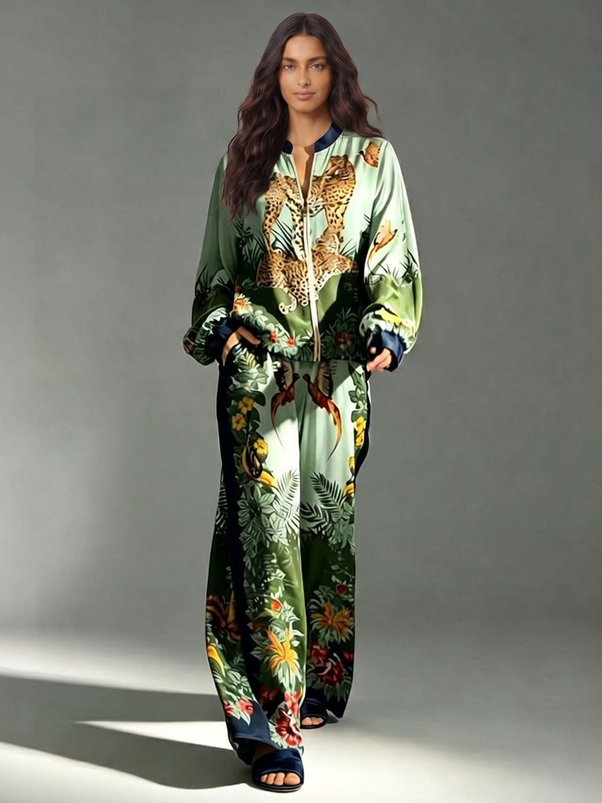 TERZORIO - Completo verde jungle con camicia zip e pantaloni ampi
