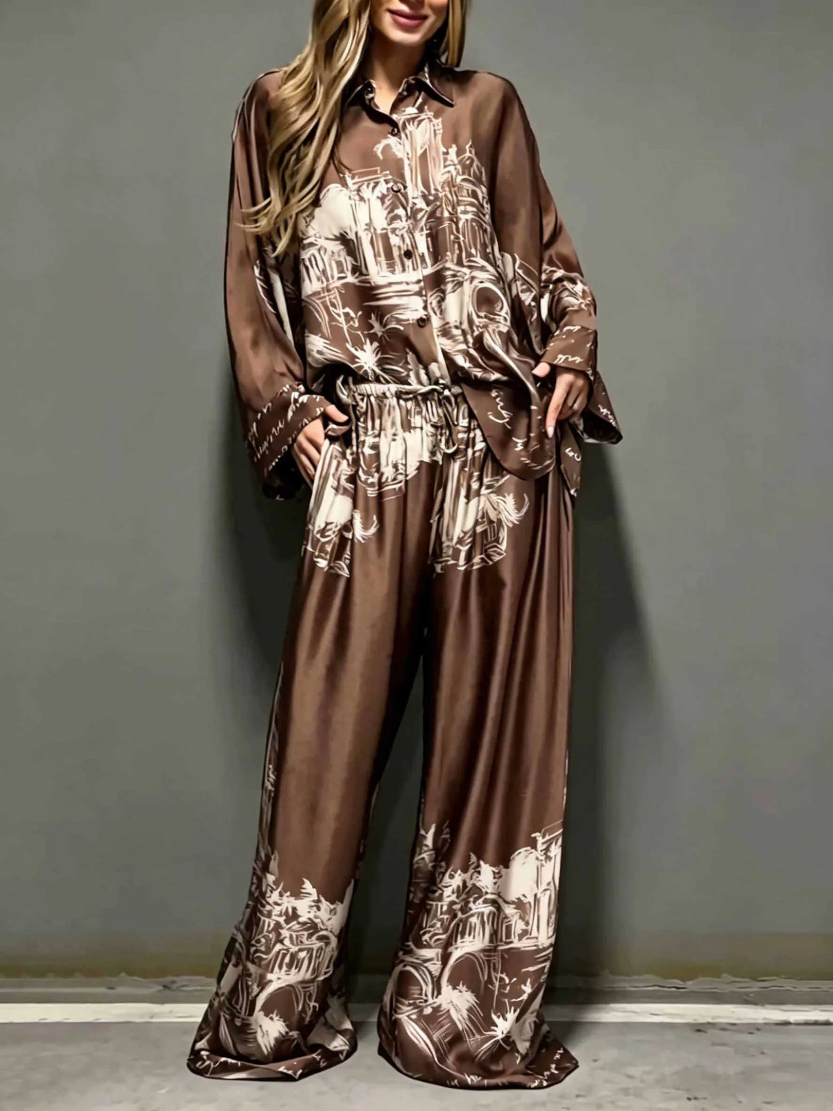 BALESTRATE - Camicia in raso con stampa architettonica