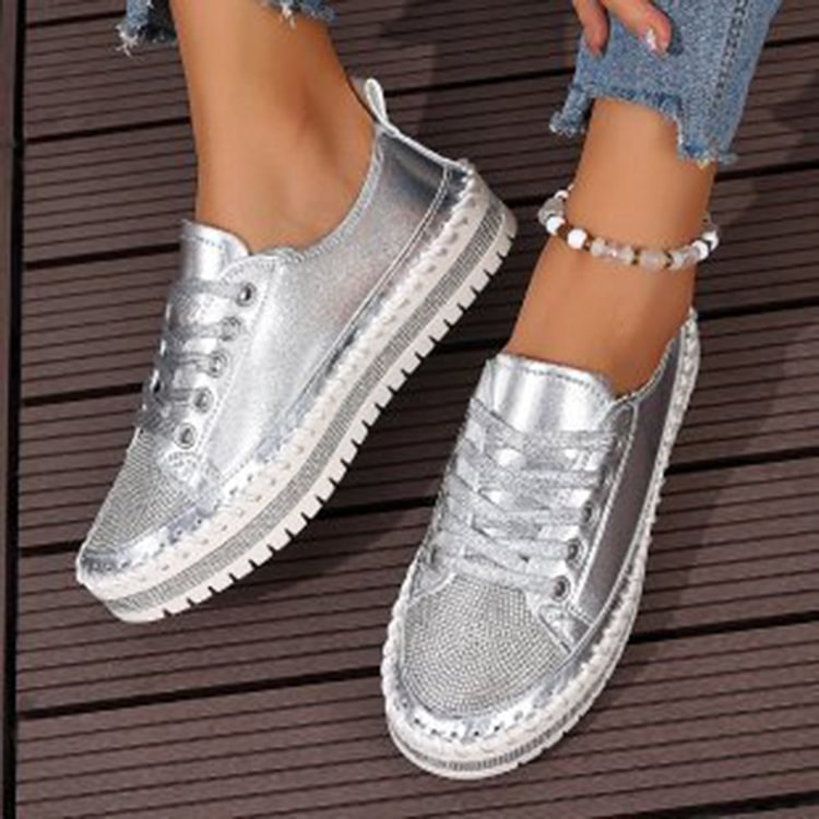 NIARDO - Sneakers con Strass e Dettagli Cuciti, Punta Tonda