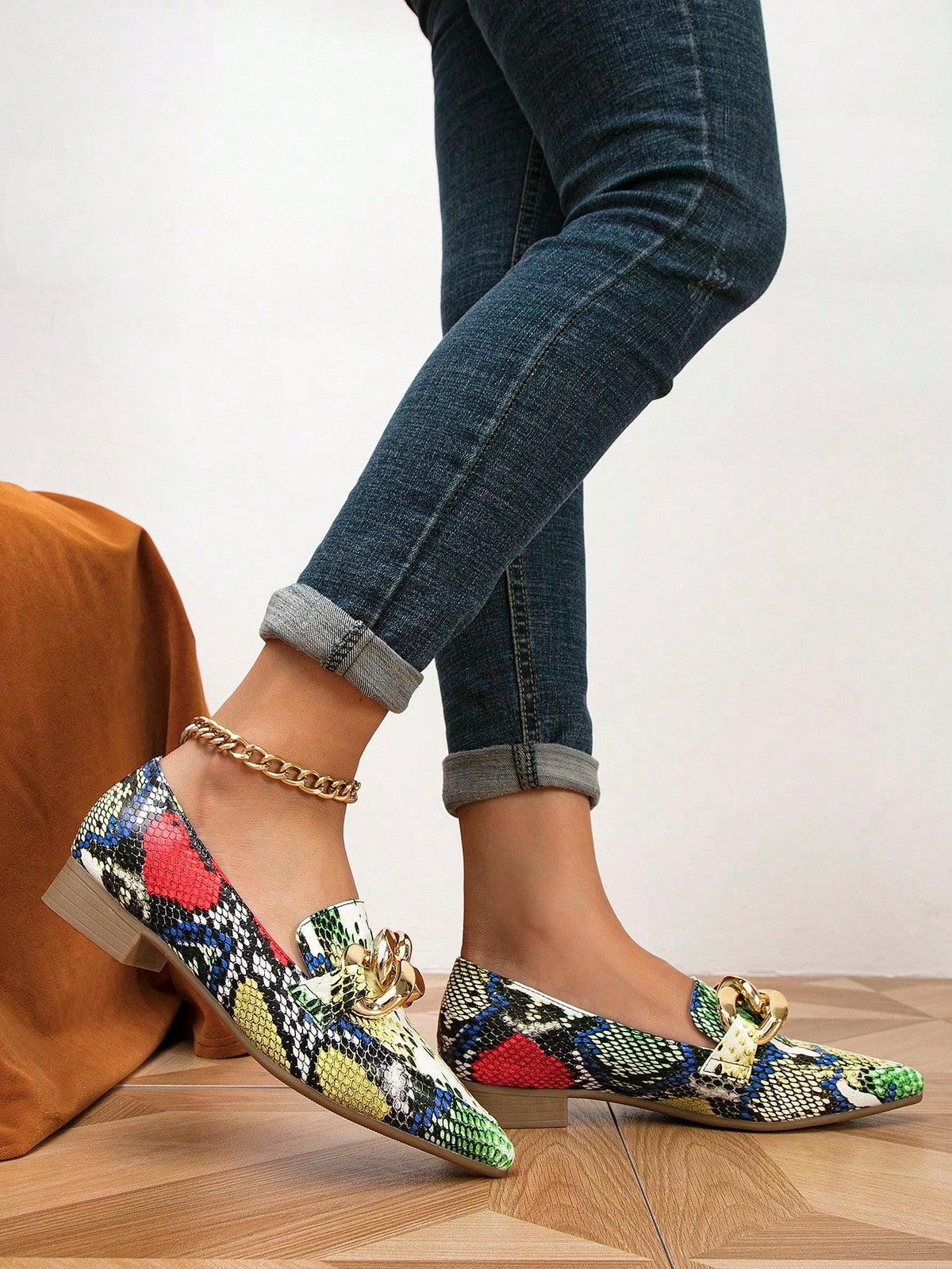 SELLANO - Mocassini colorblock effetto serpente con catena, flat slip-on