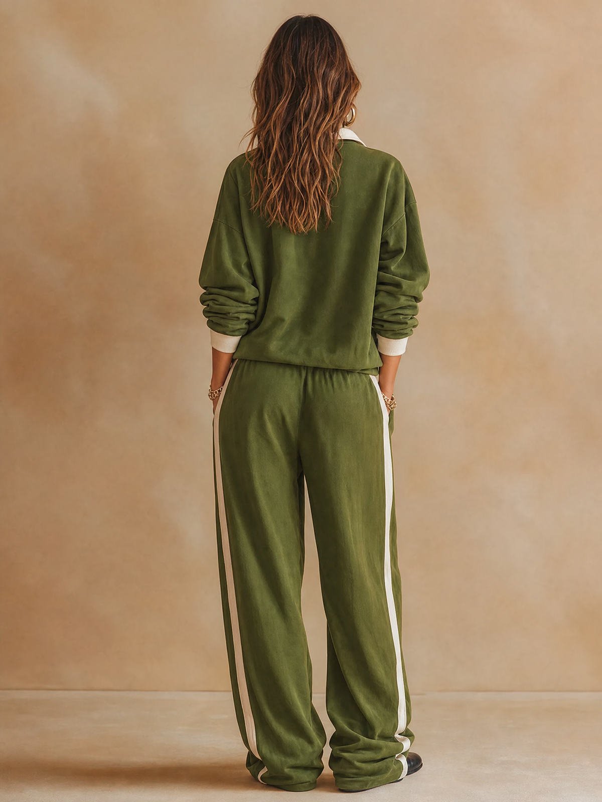 PICCIANO - Completo verde polo casual con pantaloni wide-leg