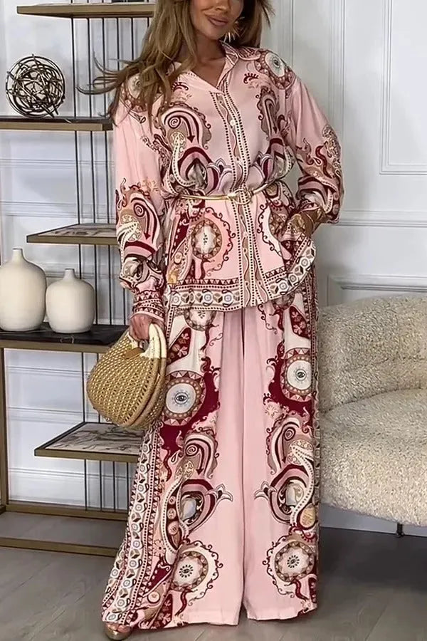 AVELENGO - Completo rosa stampato con camicia e pantaloni ampi