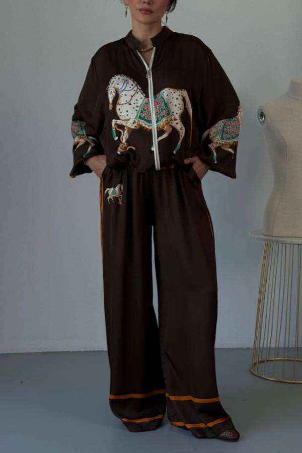 DUALCHI - Completo pantaloni due pezzi con stampa cavalli vintage