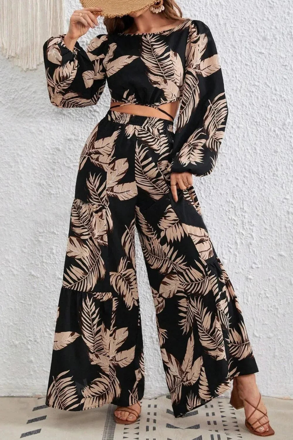 OLDENICO - pezzi con pantaloni floreali nero