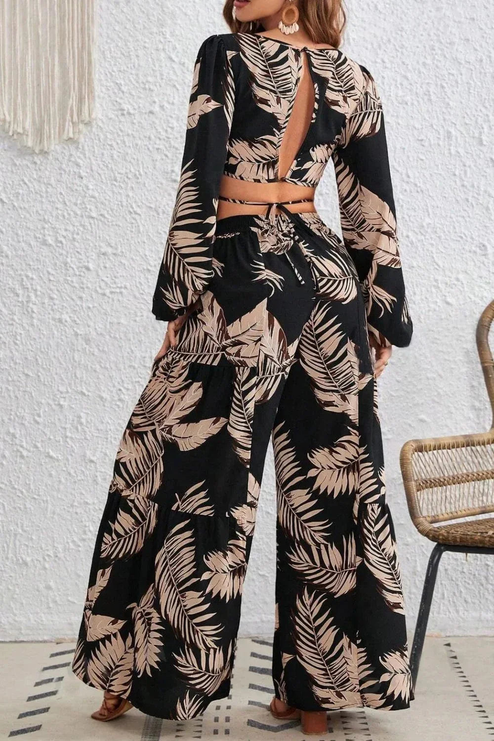 OLDENICO - pezzi con pantaloni floreali nero